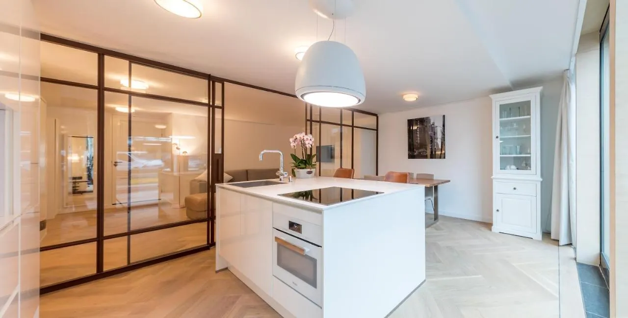 Luxurious Studio Only 15 Minutes From City Center Amsterdam
